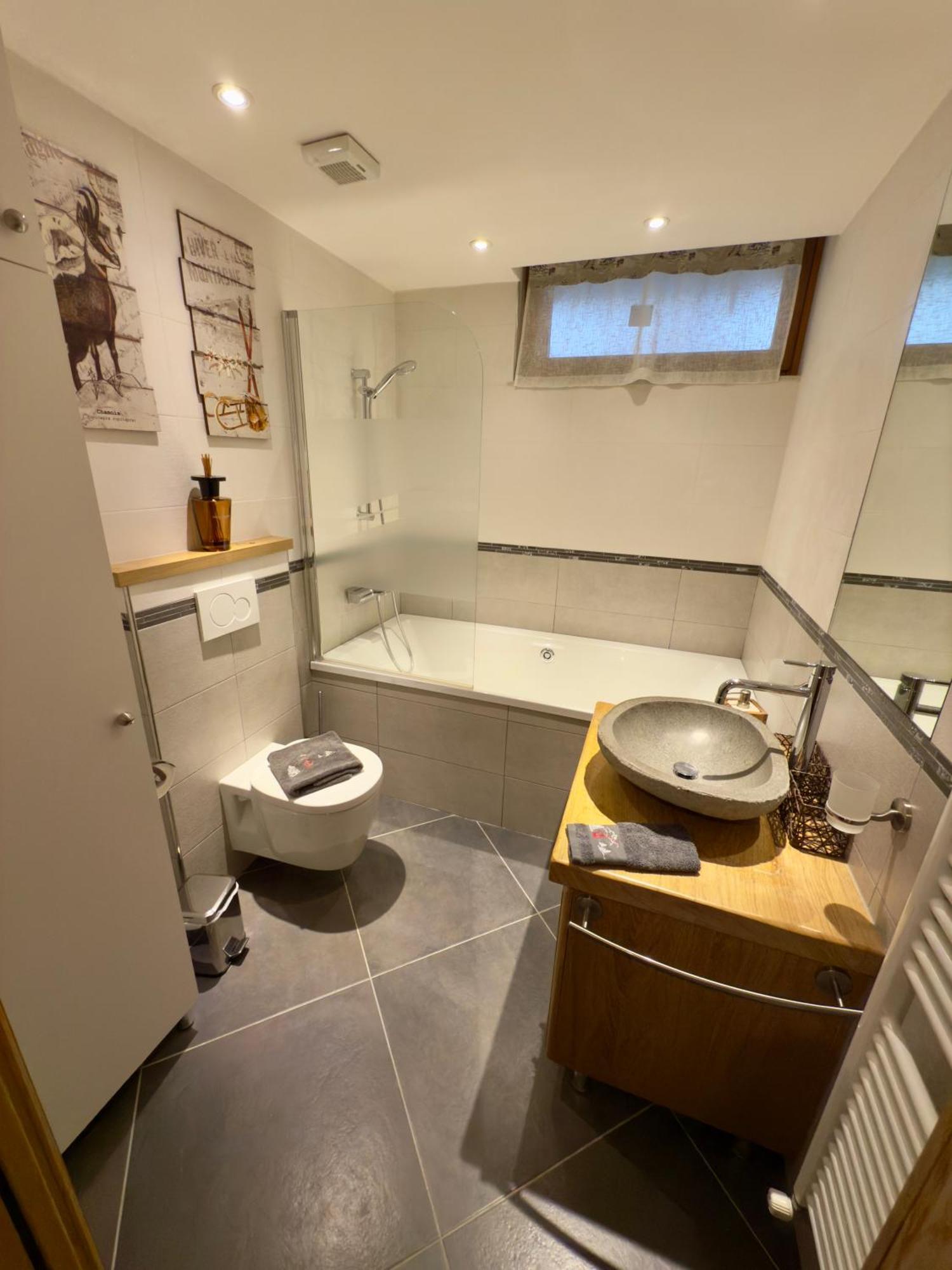 La Casa Del Cervo Apartment ลีโมเน เปียมอนเต ภายนอก รูปภาพ